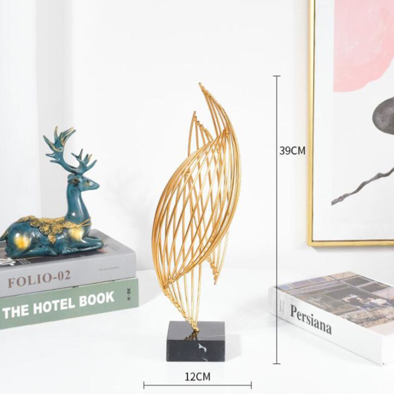 Curvique | Modern Metal Abstract Wavy Ornament – Gold Sculpture for Home & Office Decor