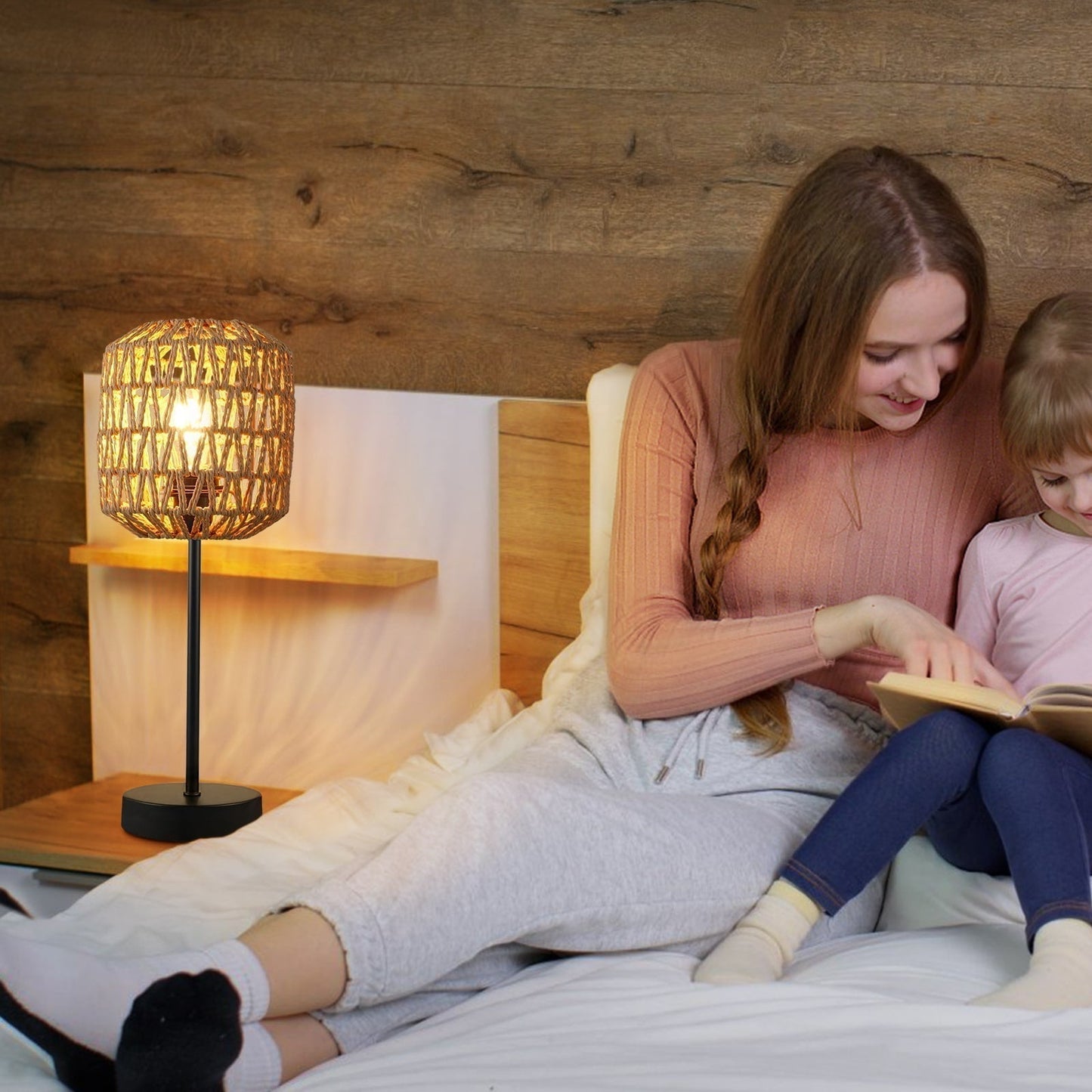 BohoBeam – 3-Way Dimmable Rattan Table Lamp with Touch Control & USB Port | Boho Chic Desk Light