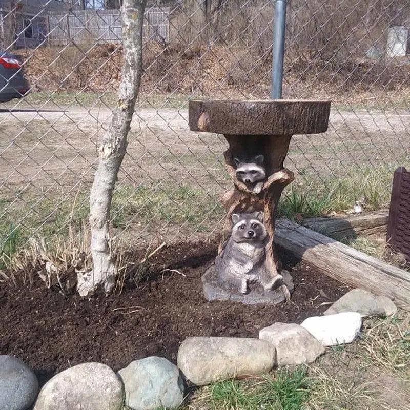 Vintage Garden Bird Bath – Polyresin Raccoon Design for Outdoor Charm