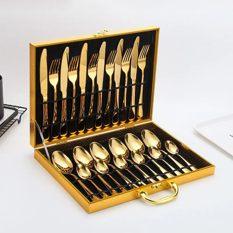 Oraliu Golden Cutlery Set