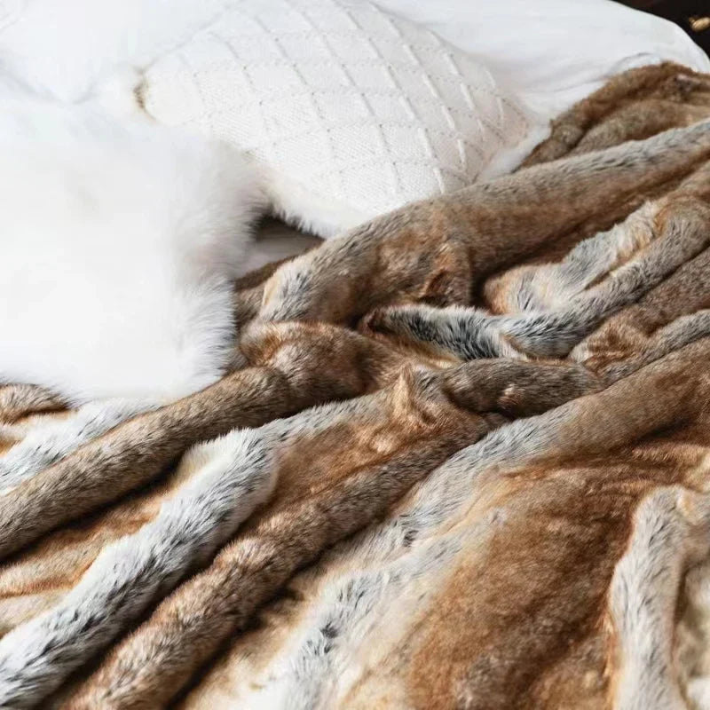 Luxurious Mink Faux Fur Throw Blanket – Elegant, Soft & Cozy