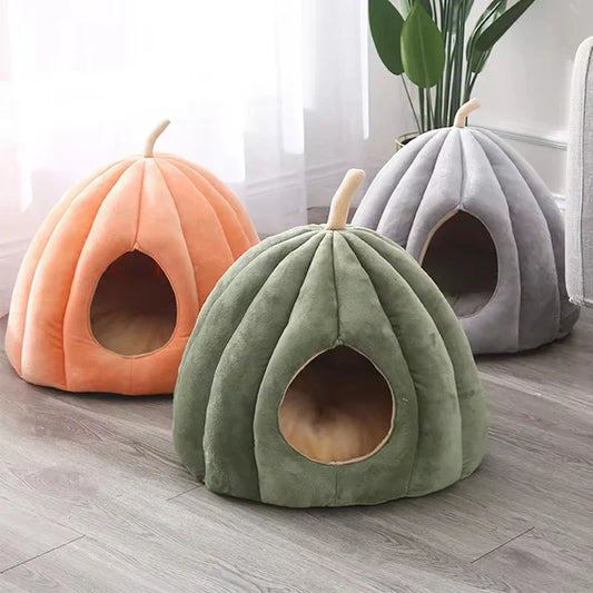 CozyNest Pumpkin Cat Bed – Warm, Washable & Comfortable Cat Hideaway