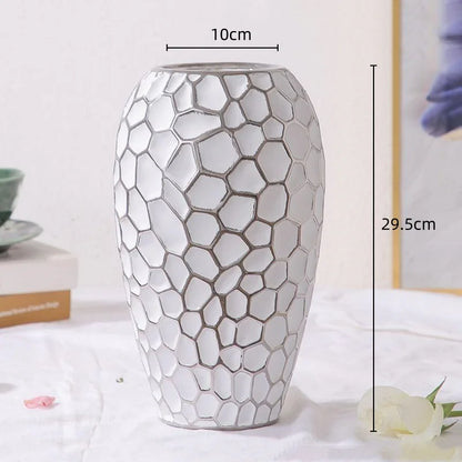 GoldenPattern | Ceramic Vase with Luxurious Gold Accents – Modern Decorative Home Piece