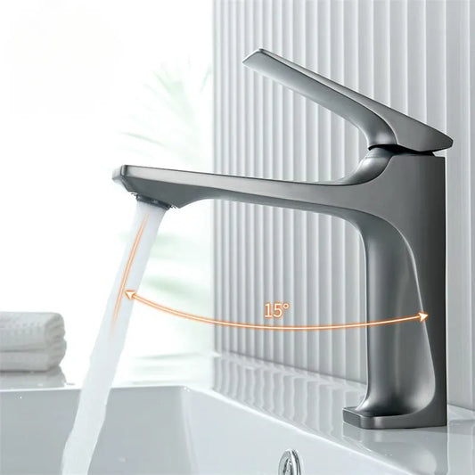 Elegant Bathroom Tap – Single Lever Mixer with Timeless Chrome Finish