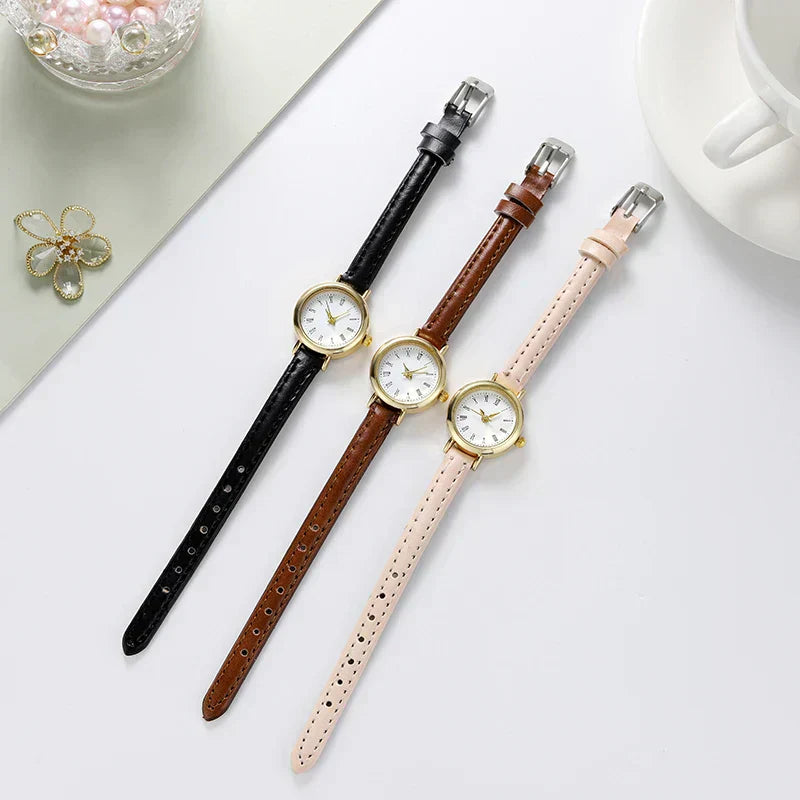 Billie | Elegant Round Women’s Watch with Roman Numerals – Minimalist Gold Timepiece