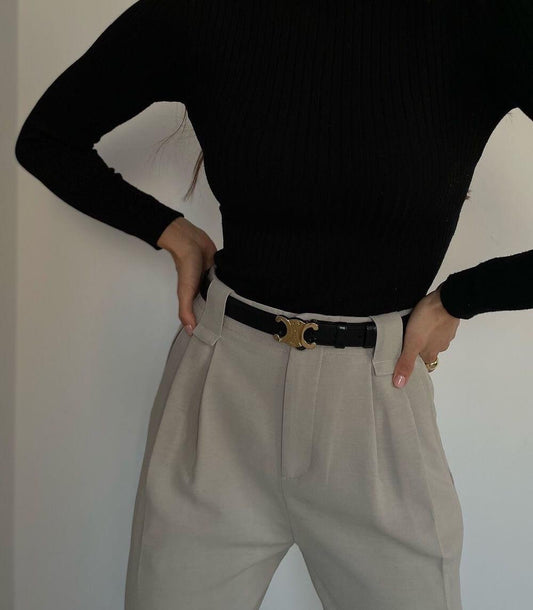 Clara Belt – Luxury Accessory for Style & Functionality