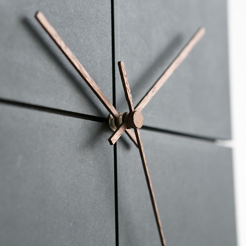 Virona – Stylish Modern Wall Clock with Silent Quartz Movement | Elegant Design for Any Interior