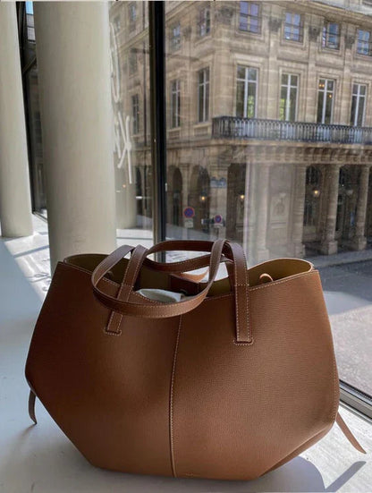 Voss – Vintage Leather Shoulder Bag for Women | Spacious, Elegant & Timeless Design