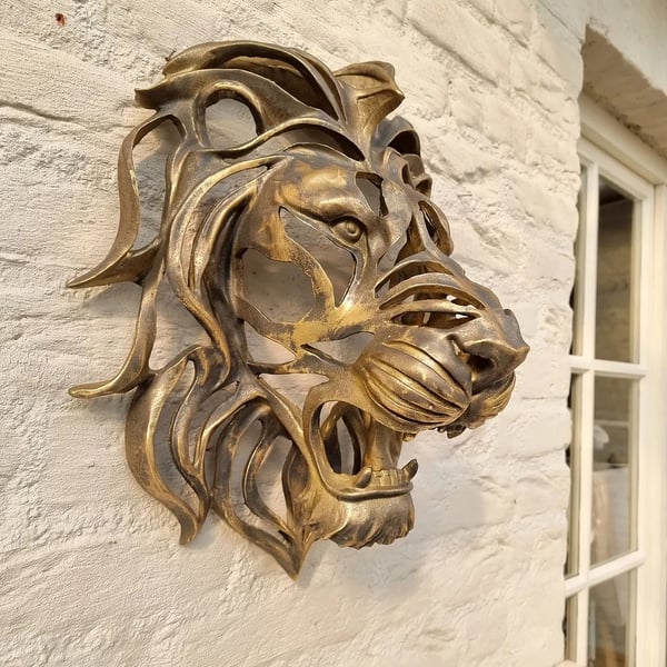 Metal Lion Head Wall Art – Bold & Elegant Metal Wall Décor for Indoors and Outdoors