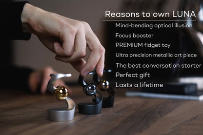 Luna Kinetic Desk Orb – Hypnotic Stress Relief Toy for Focus, Relaxation & Decor