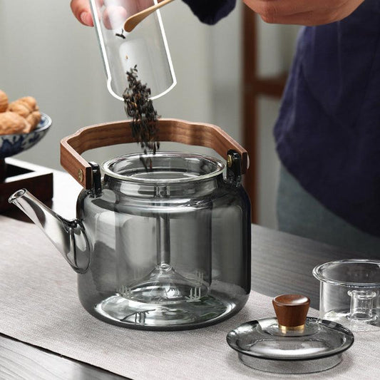 Serenya – Smoked Glass & Wood Tea Infuser | Elegant Teaware for Loose Leaf Brewing