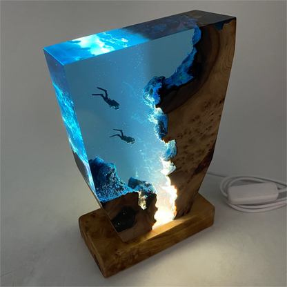 Lampada Subacqueo – Handmade Epoxy Ocean-Themed Decorative Lamp | Soft Night Light for Home & Nursery
