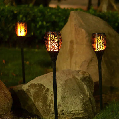 SolarFlare – Outdoor Solar Torch with Realistic Flickering Flame & Weatherproof Design