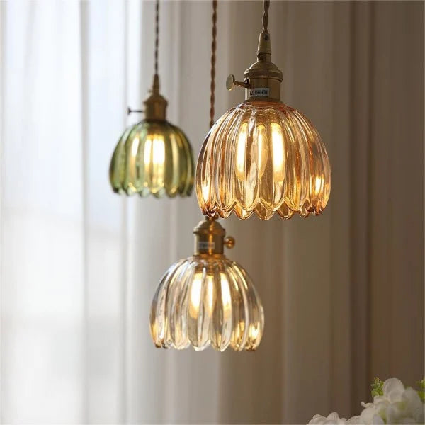 Japanese Retro Glass Flower Pendant Light – Elegant Vintage Hanging Lamp