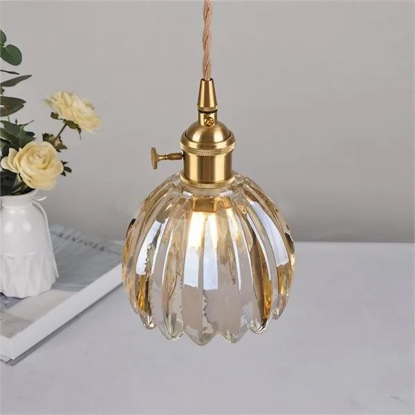 Japanese Retro Glass Flower Pendant Light – Elegant Vintage Hanging Lamp