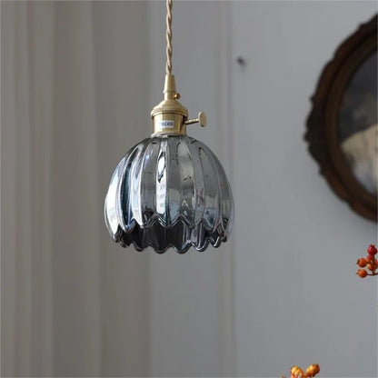 Japanese Retro Glass Flower Pendant Light – Elegant Vintage Hanging Lamp