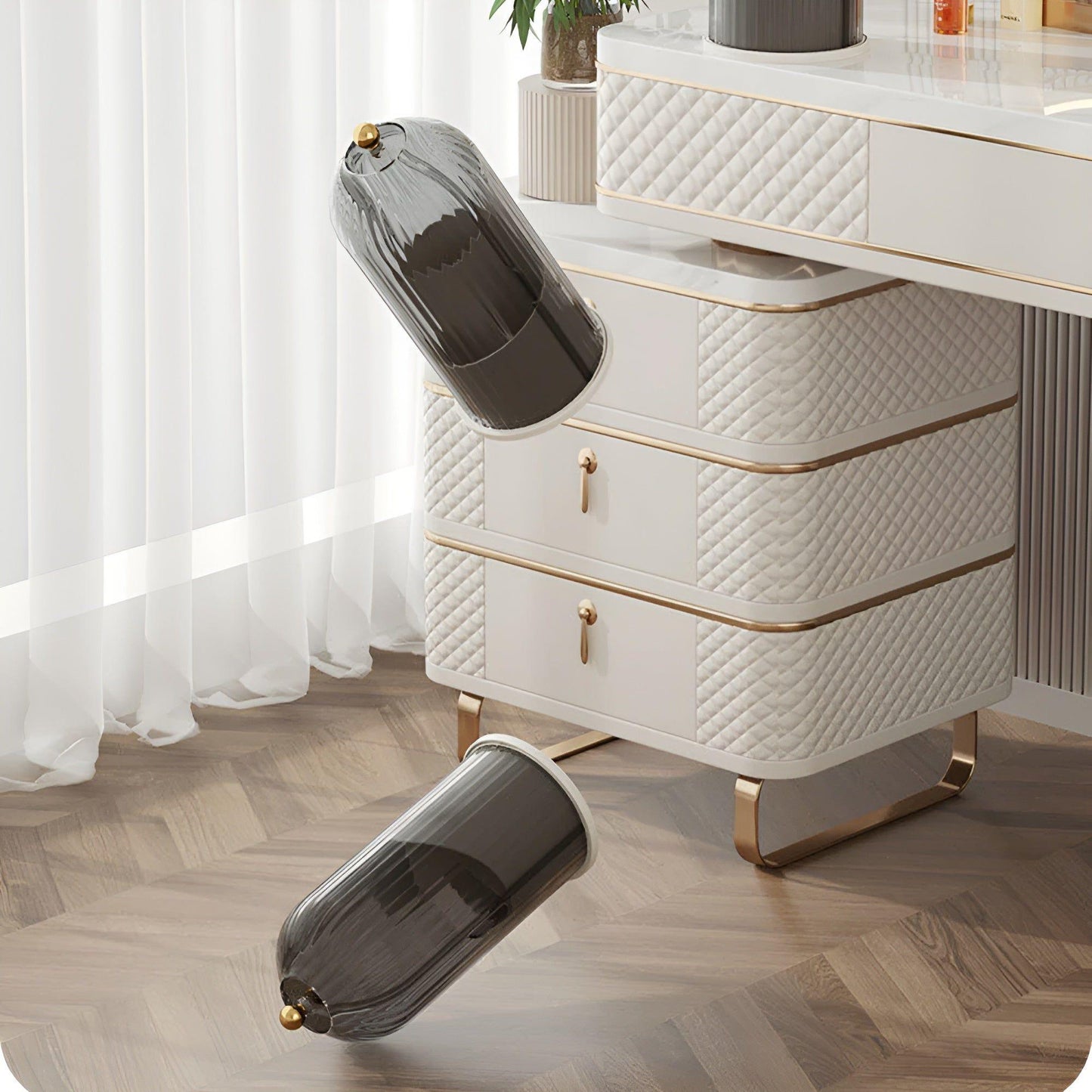 Beauty SpinMate – 360° Rotating Makeup Brush Holder & Cosmetic Organiser with Dustproof Lid