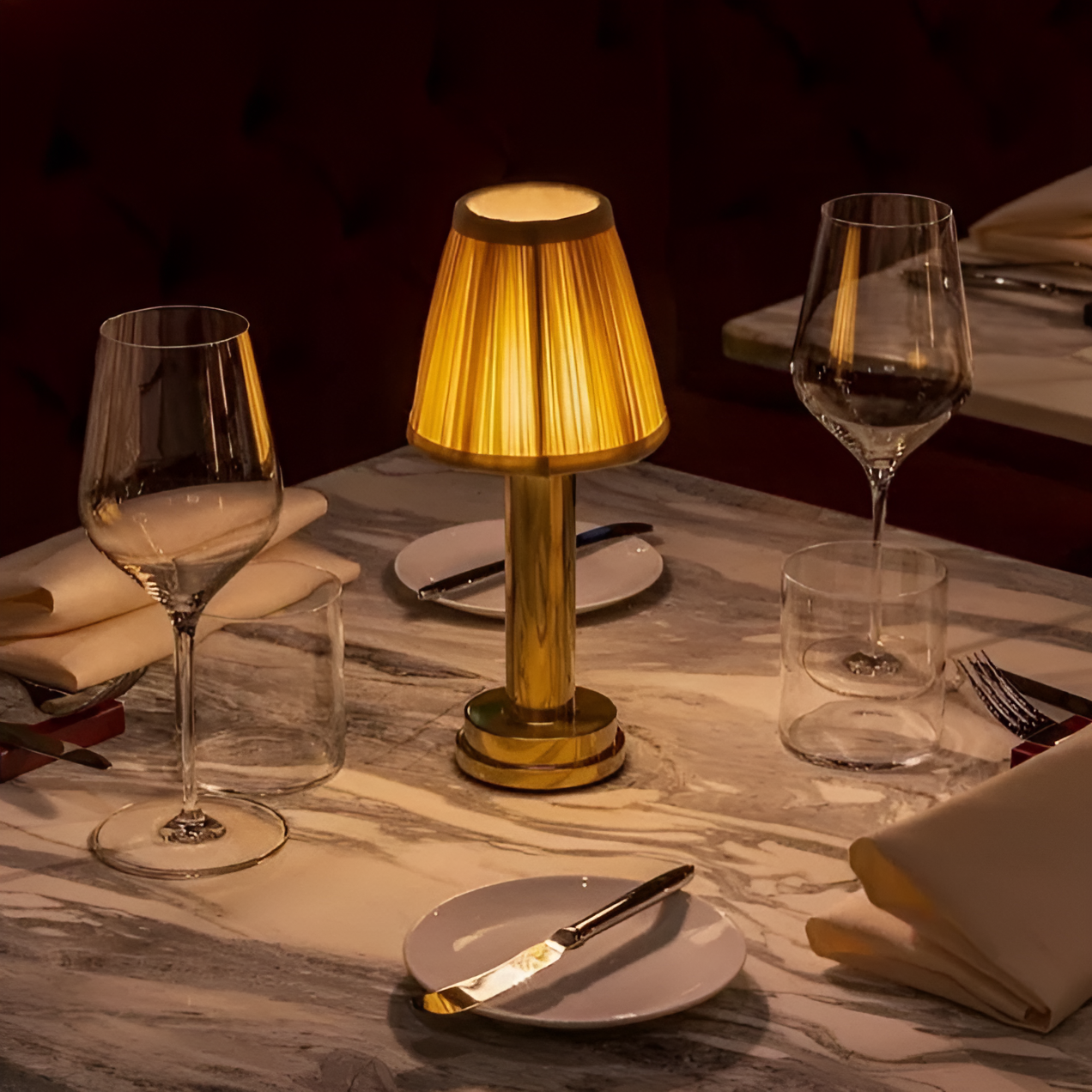 Vintage Flare – Dimmable Aluminium Table Lamp with Fabric Shade | Portable LED Lighting